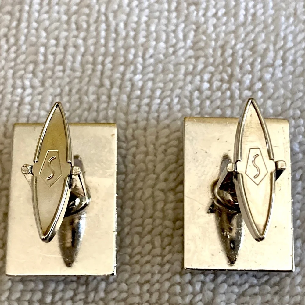 🇺🇸  Vintage Swank Shiny Silvertone & Onyx Cufflinks Shield Logo in box